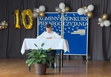 📚🌟 UCZNIOWIE NASZEJ SZKOŁY W X GMINNYM KONKURSIE PIĘKNEGO CZYTANIA 🌟📚