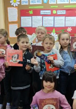 WIZYTA UCZNIÓW KLASY I W BIBLIOTECE SZKOLEJ